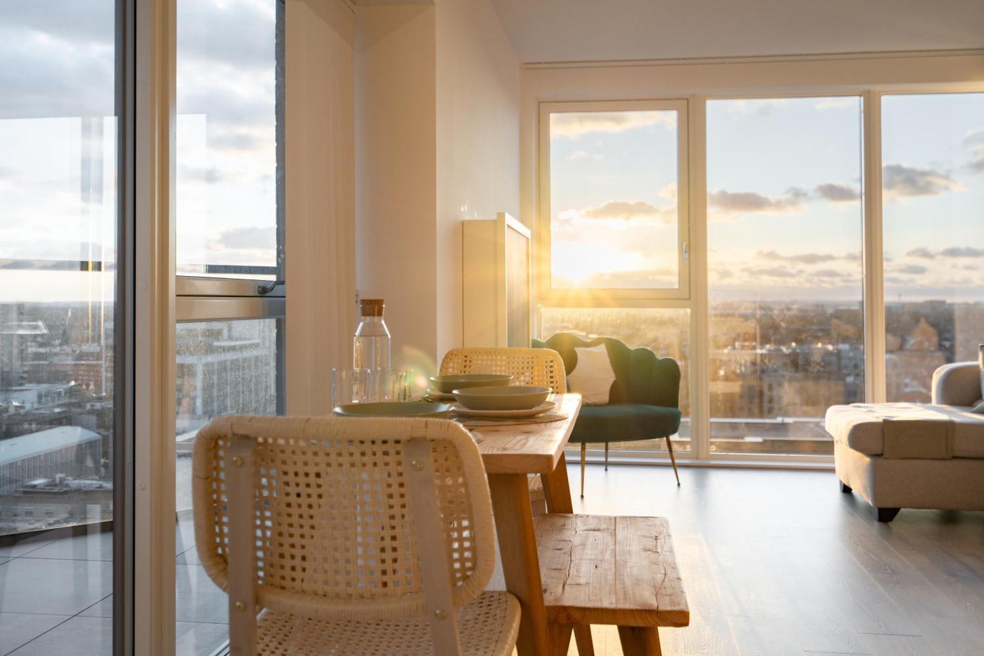 Sunset Retreat: Steps From Heathrow/Twickenham Daire Hounslow Dış mekan fotoğraf
